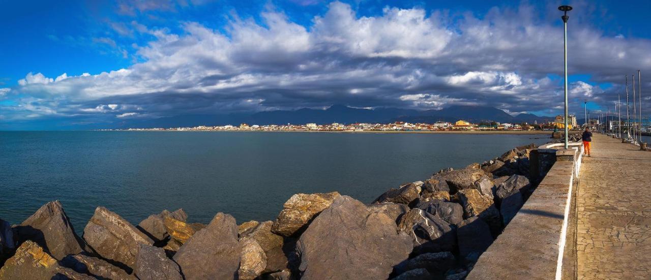 Tra Puccini Ed Il Mare Lejlighed Torre del Lago Puccini Eksteriør billede